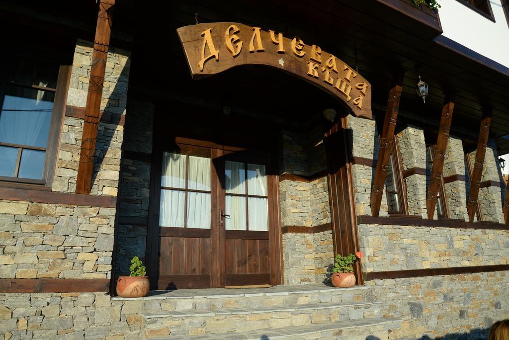 Delchevata Kushta V Лештен Экстерьер фото